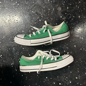 Lucky green Chuck Taylor 🍀